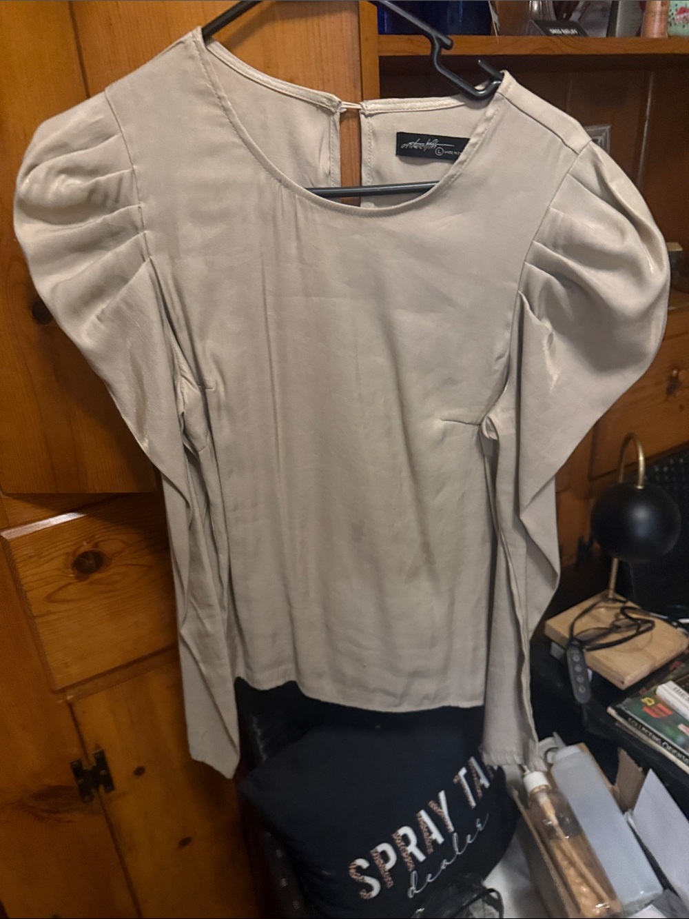 Elegant Cream Puff-Sleeve Blouse - Unbranded